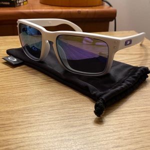 Oakley Holbrook sunglasses white frame purple lenses